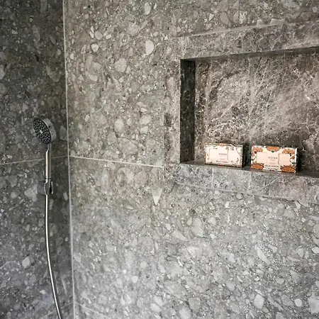 Soho Apartment *