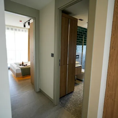 Soho Apartment *